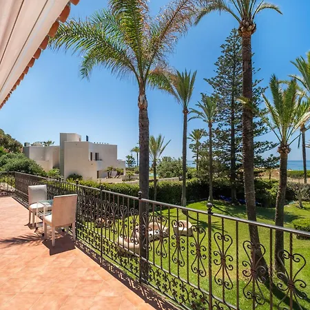 Ferienhaus Beachfront Andalusian Marbella