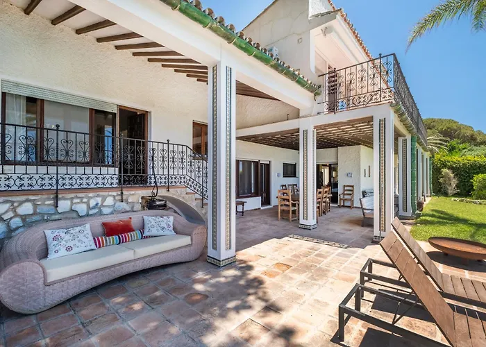 Ferienhaus Beachfront Andalusian *